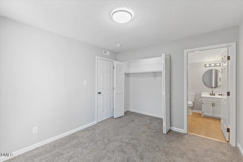 4101 Five Oaks Drive #40 Durham, NC 27707