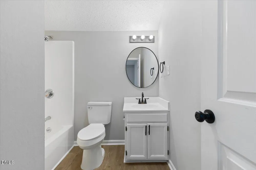 4101 Five Oaks Drive #40 Durham, NC 27707