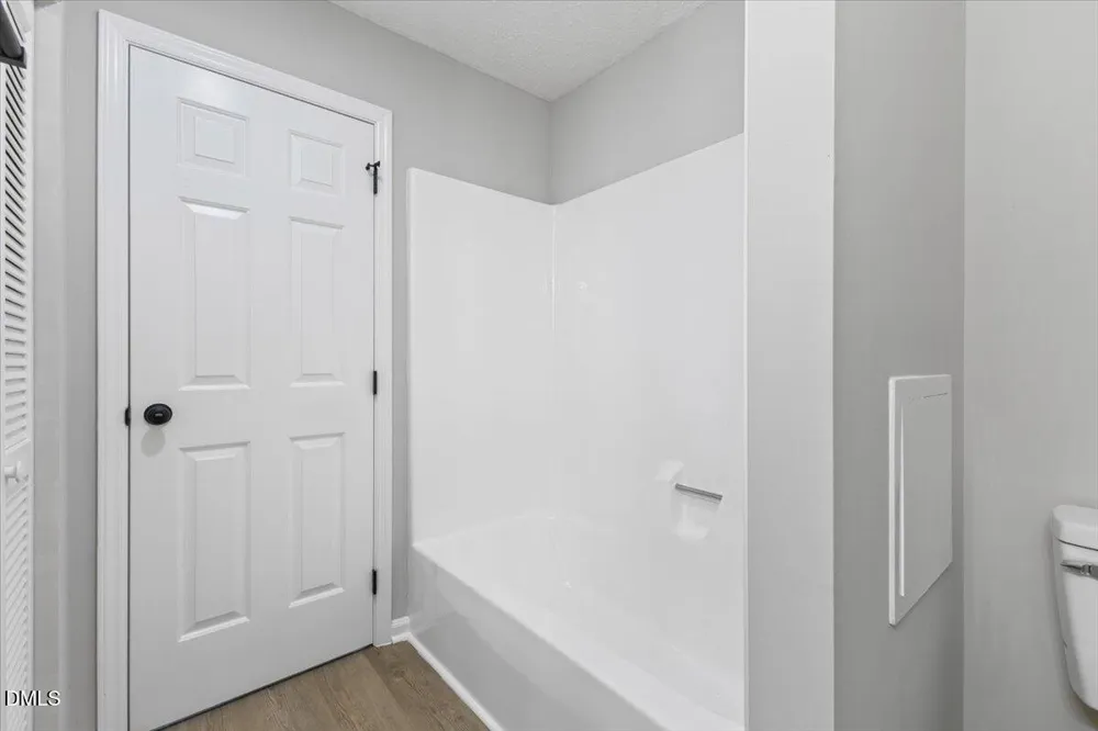 4101 Five Oaks Drive #40 Durham, NC 27707
