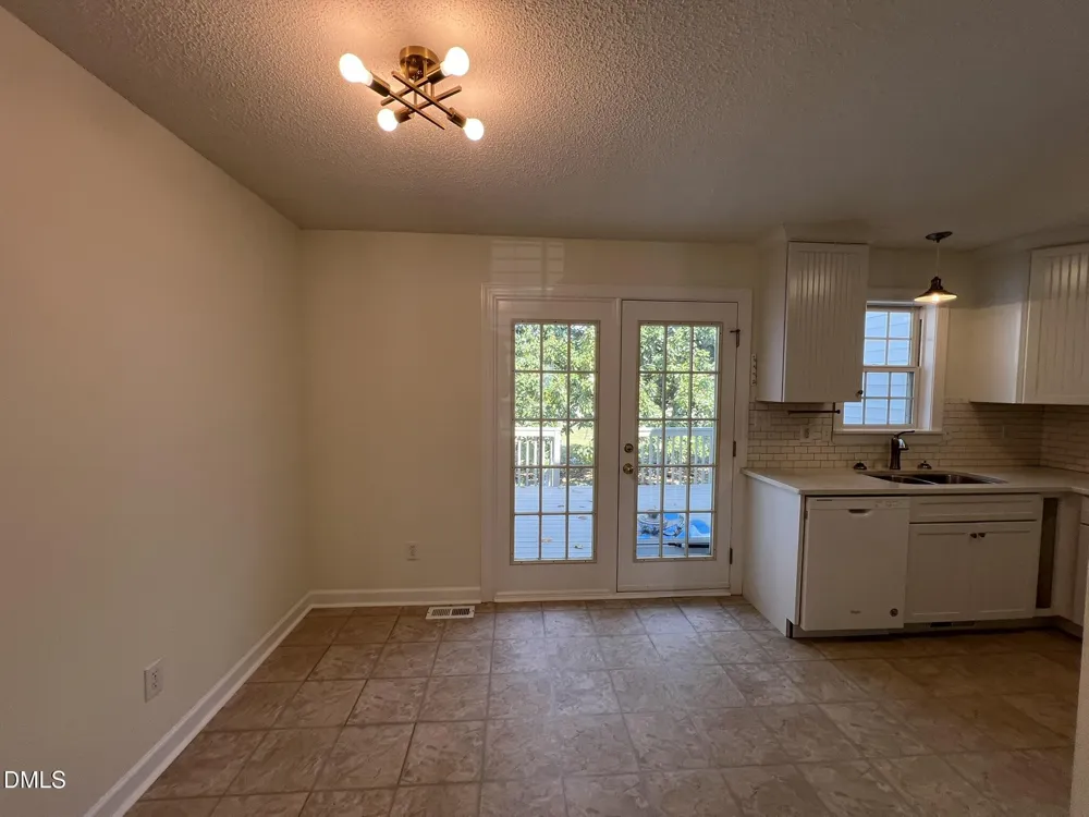 1722 Stroll Circle Fuquay Varina, NC 27526