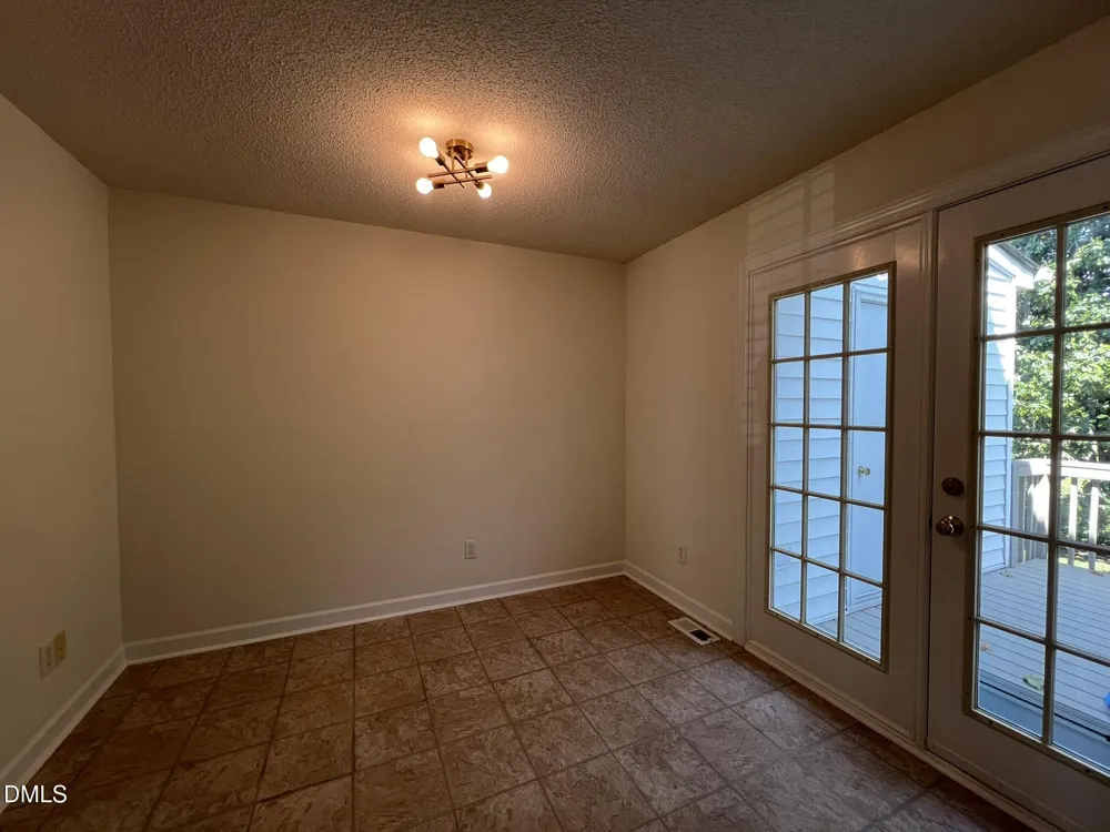1722 Stroll Circle Fuquay Varina, NC 27526