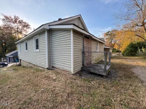 410 Spring Court