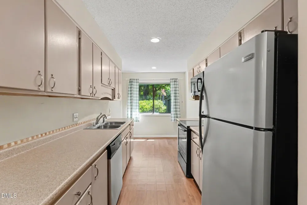 206 Ridge Trail Chapel Hill, NC 27516