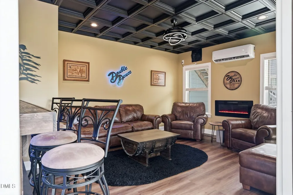 32 Old Hickory Pittsboro, NC 27312