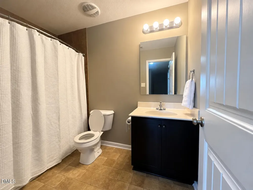 1204 Piper Court Hope Mills, NC 28348