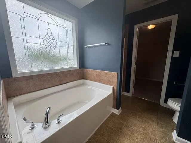 1204 Piper Court Hope Mills, NC 28348