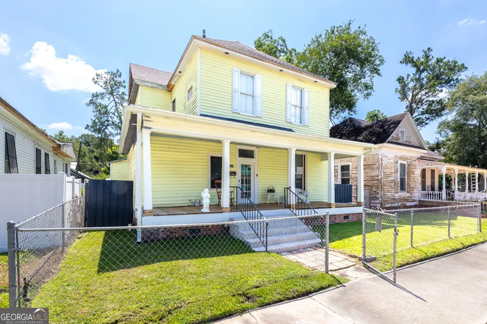 608 Ware ST Waycross, GA 31503