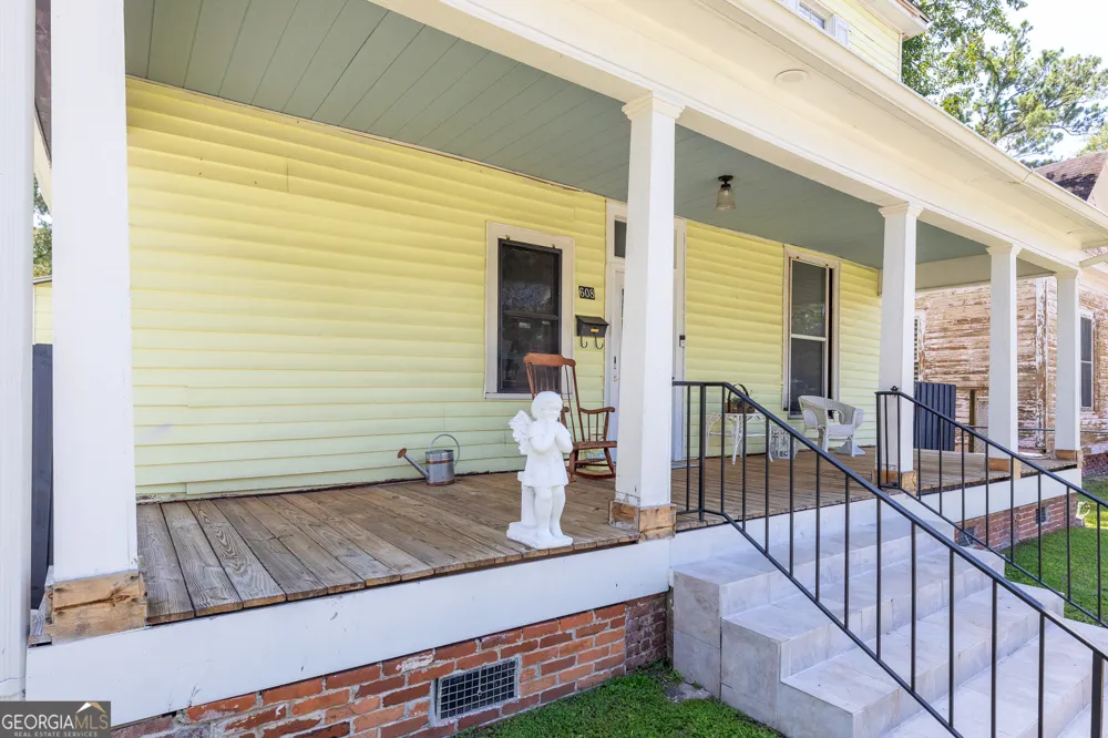 608 Ware ST Waycross, GA 31503