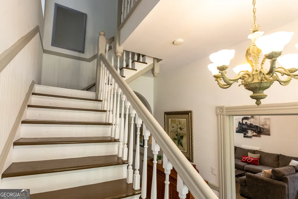 608 Ware ST Waycross, GA 31503
