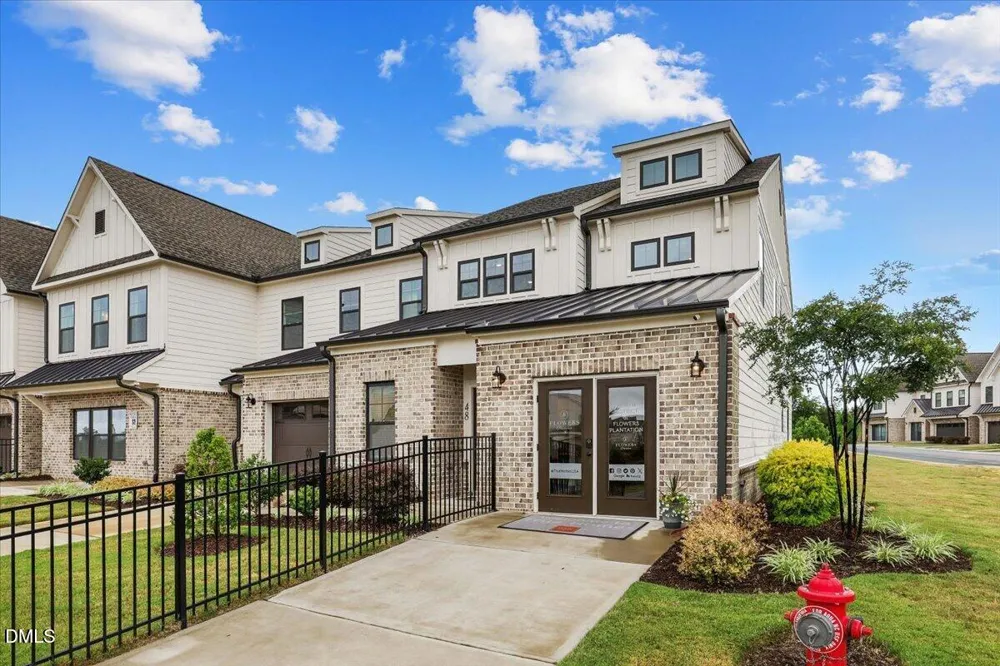 48 Paperwhite Place Clayton, NC 27527