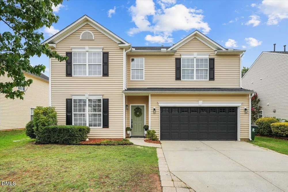112 Smith Rock Drive Holly Springs, NC 27540
