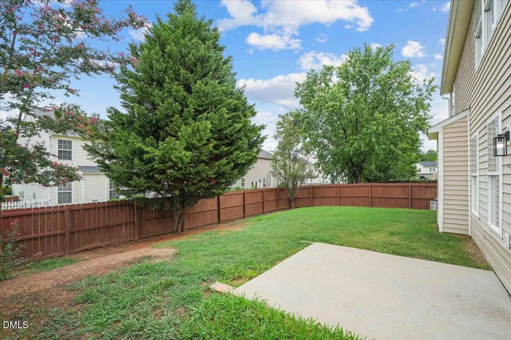 112 Smith Rock Drive Holly Springs, NC 27540