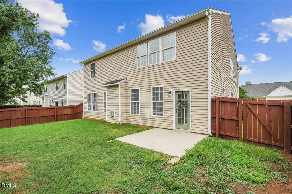 112 Smith Rock Drive Holly Springs, NC 27540
