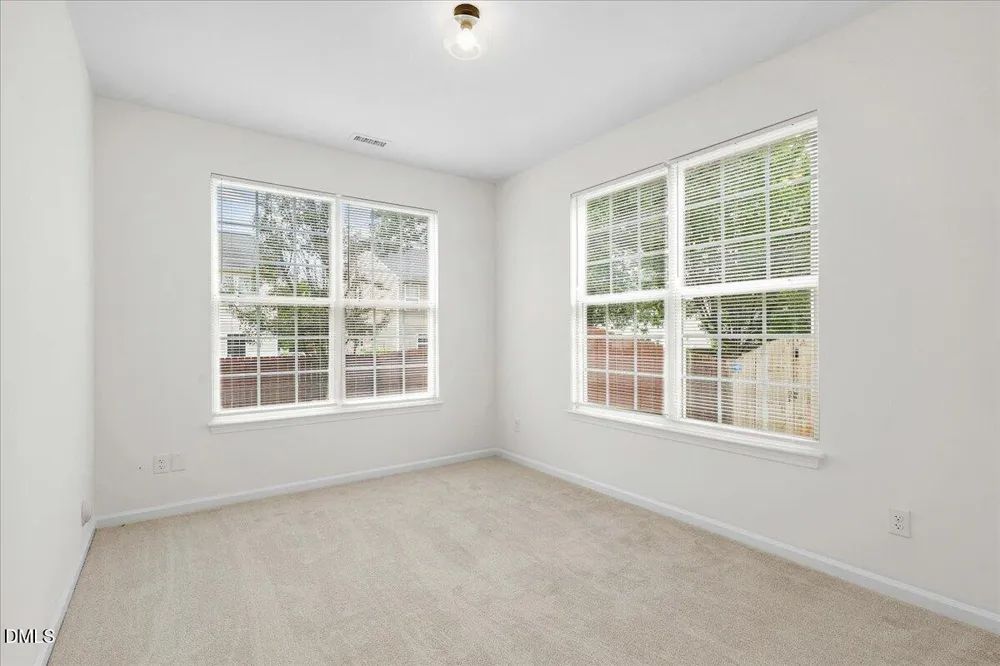 112 Smith Rock Drive Holly Springs, NC 27540