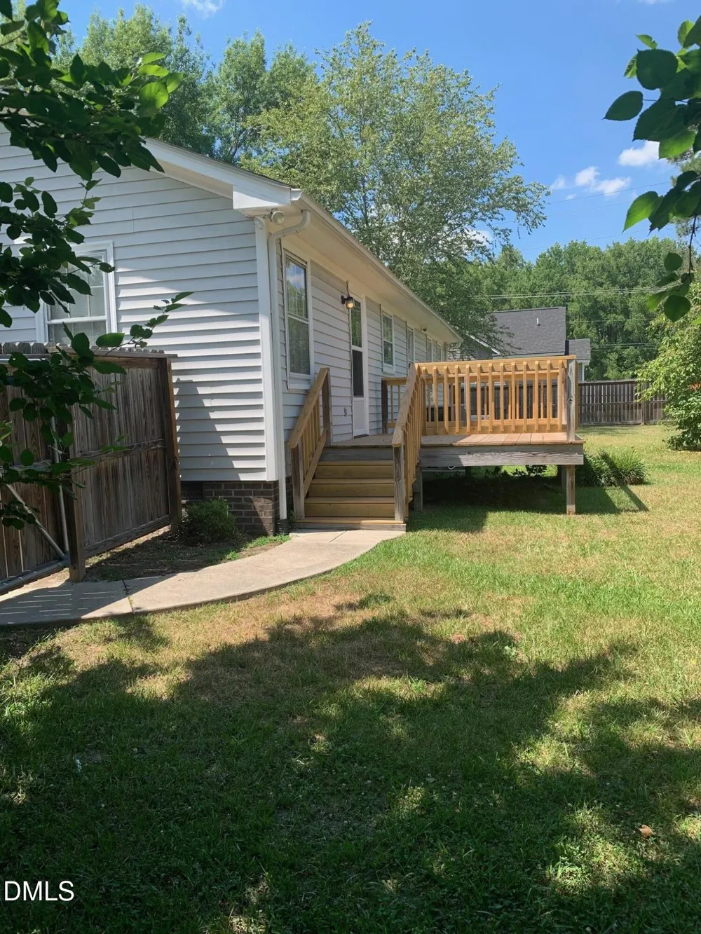 1129 Strawbush Road Rocky Mount, NC 27804