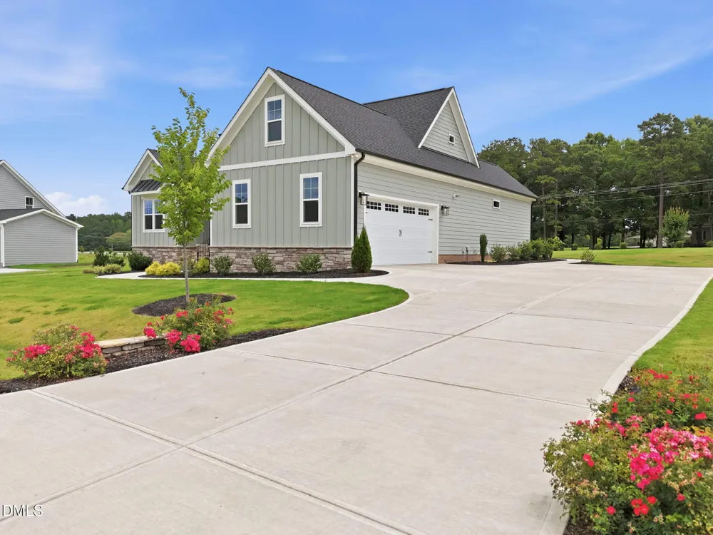 35 Wheatfield Lane Youngsville, NC 27596
