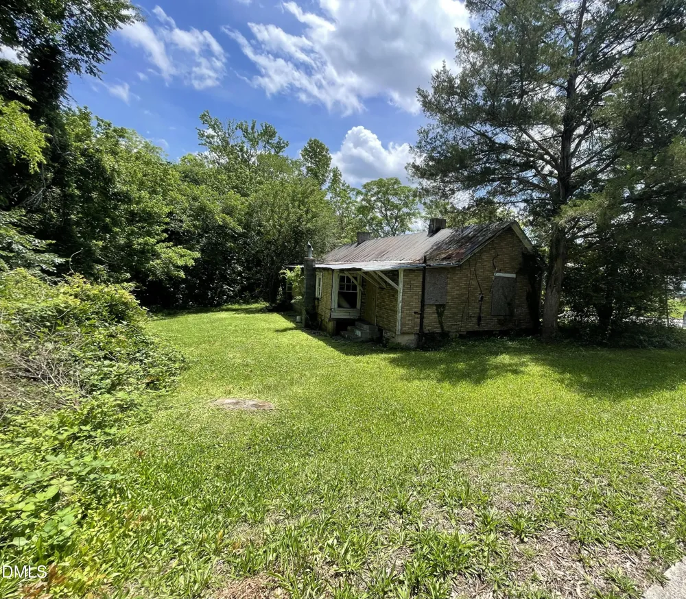 318 Walker Street Roxboro, NC 27573