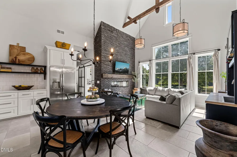 648 Hunter Glenn Lane Siler City, NC 27344