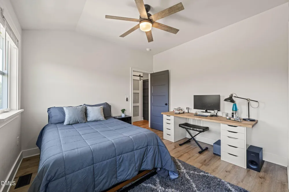 648 Hunter Glenn Lane Siler City, NC 27344