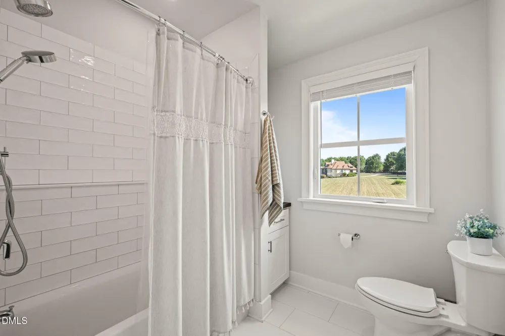 648 Hunter Glenn Lane Siler City, NC 27344