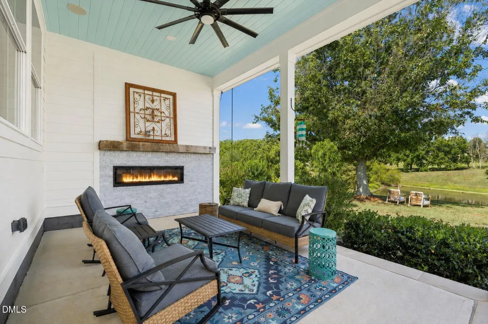 648 Hunter Glenn Lane Siler City, NC 27344