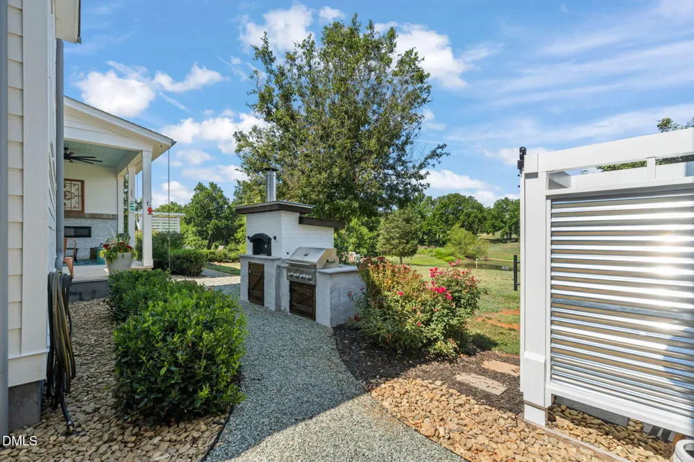 648 Hunter Glenn Lane Siler City, NC 27344