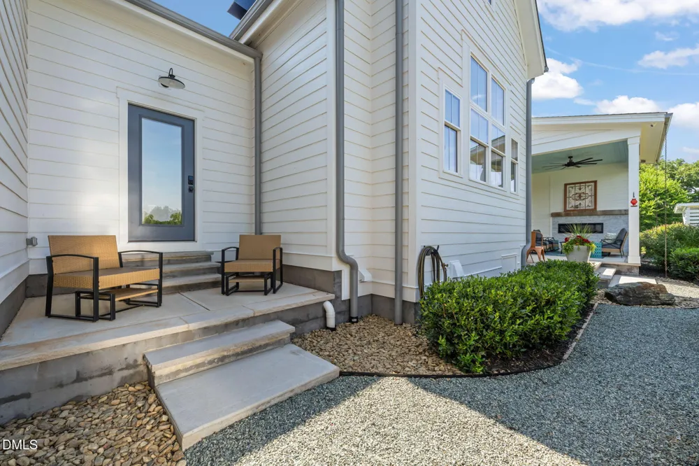 648 Hunter Glenn Lane Siler City, NC 27344