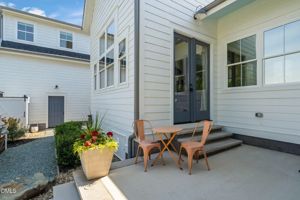 648 Hunter Glenn Lane Siler City, NC 27344