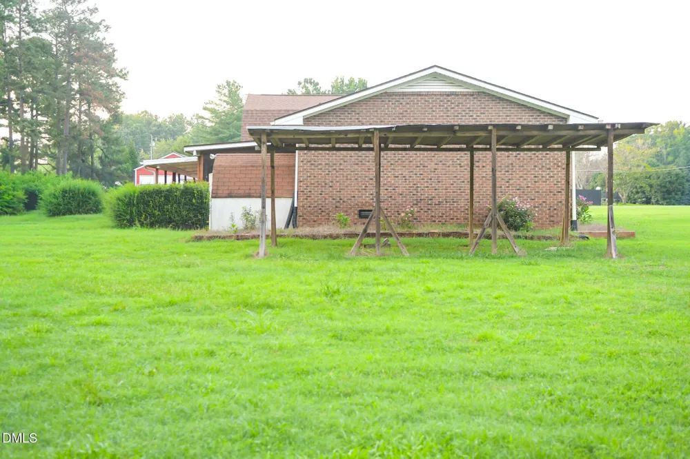 152 C 39 Loop Road Henderson, NC 27537