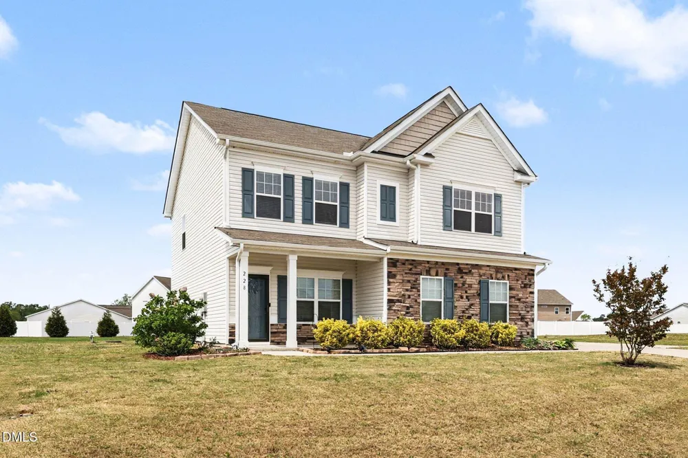 228 Monroe Fields Drive Benson, NC 27504