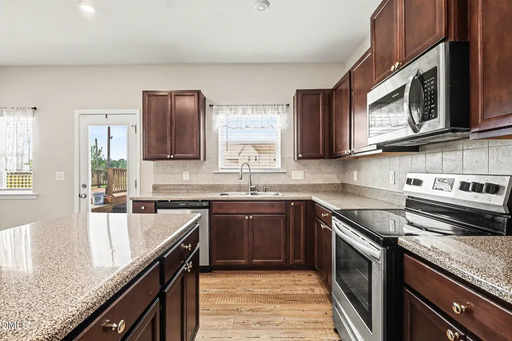 228 Monroe Fields Drive Benson, NC 27504