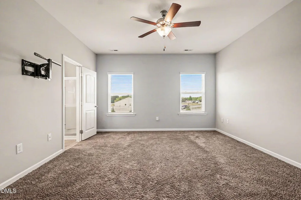 228 Monroe Fields Drive Benson, NC 27504