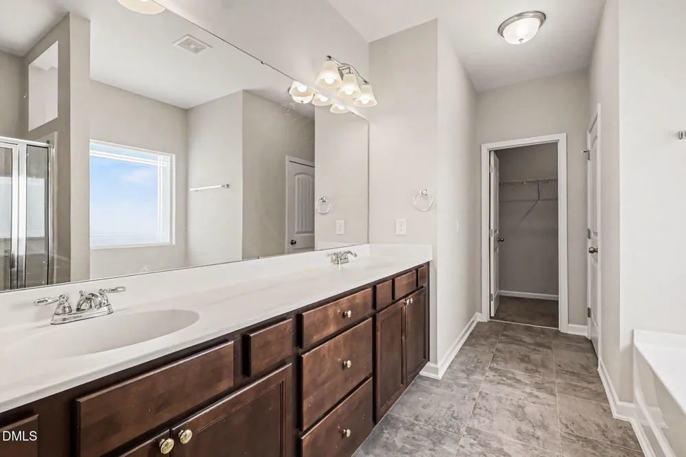 228 Monroe Fields Drive Benson, NC 27504