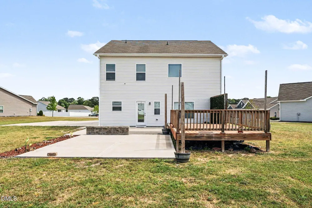228 Monroe Fields Drive Benson, NC 27504