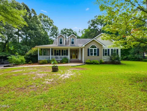 15 Sylvan Way