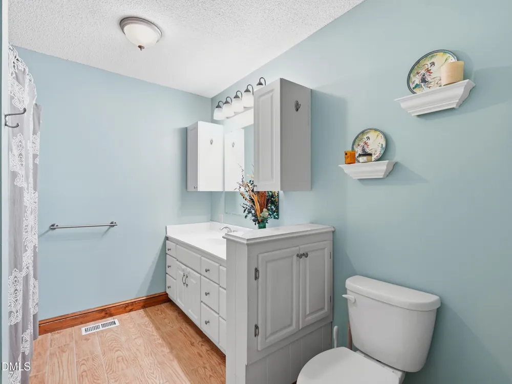 15 Sylvan Way Zebulon, NC 27597