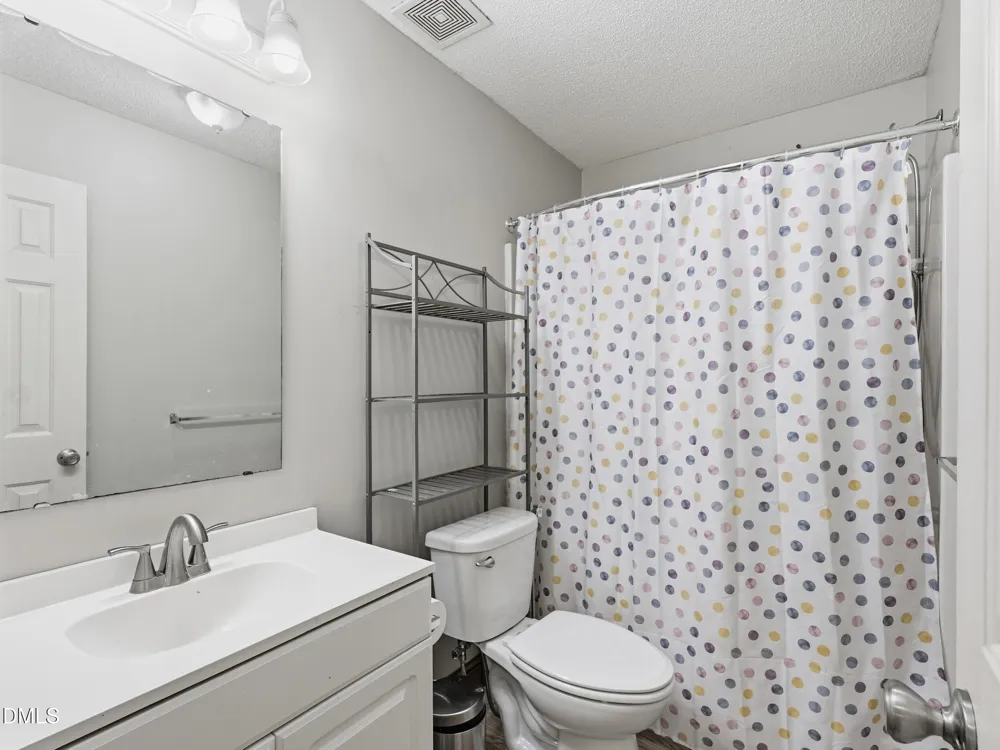 15 Sylvan Way Zebulon, NC 27597