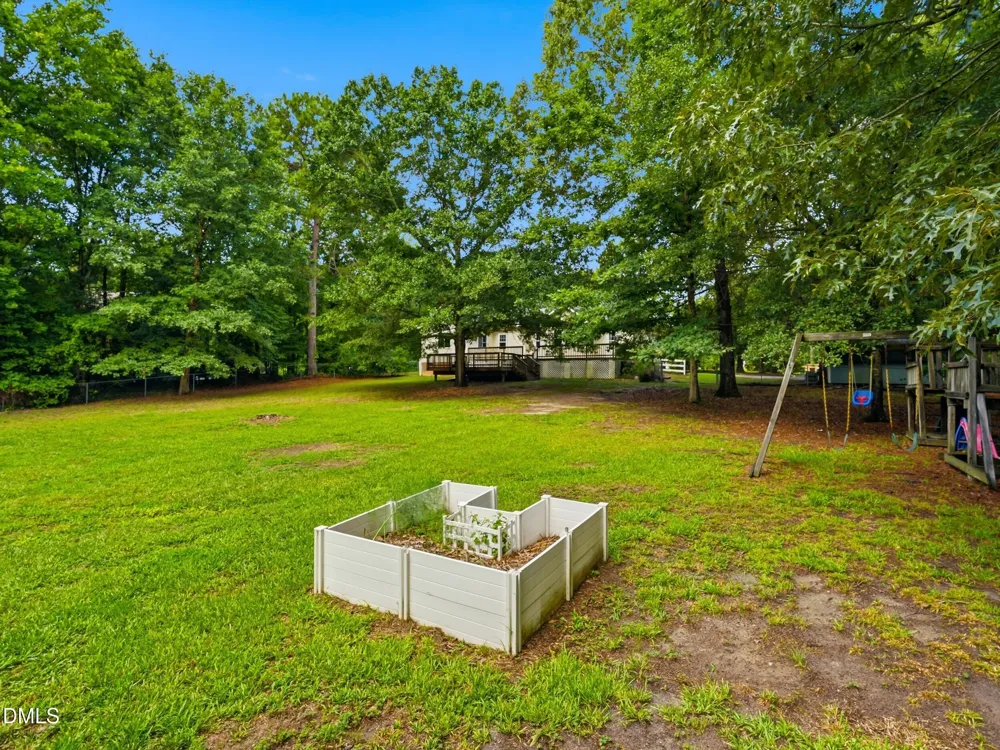 15 Sylvan Way Zebulon, NC 27597