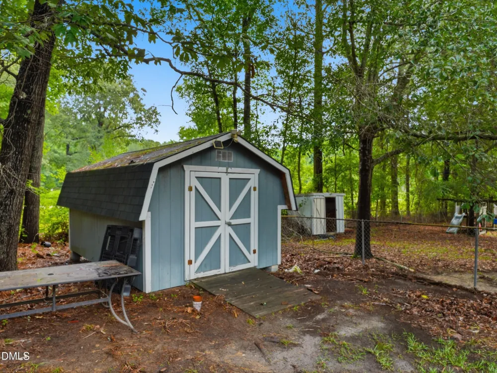 15 Sylvan Way Zebulon, NC 27597