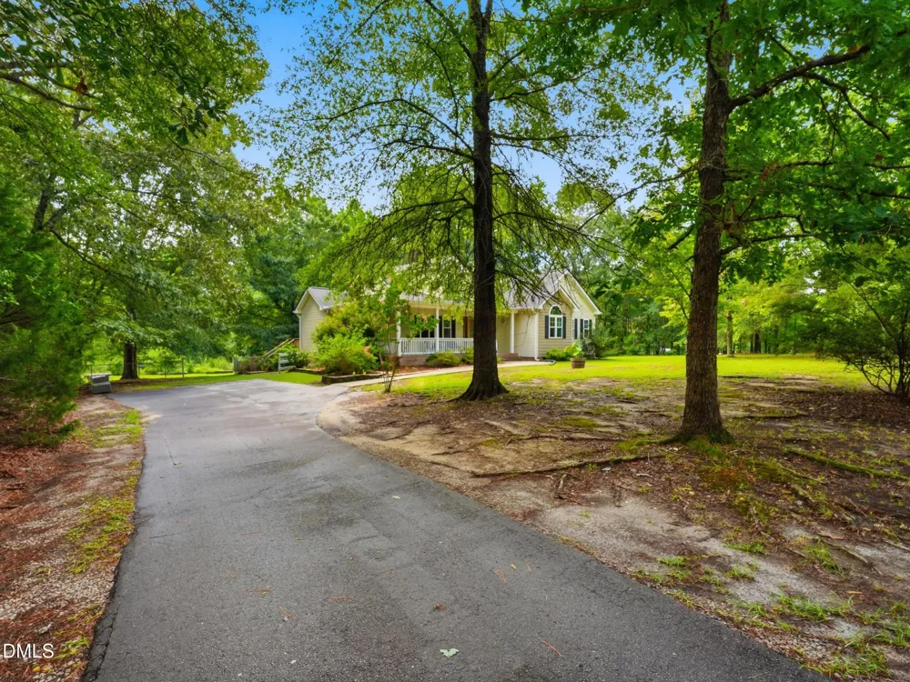 15 Sylvan Way Zebulon, NC 27597