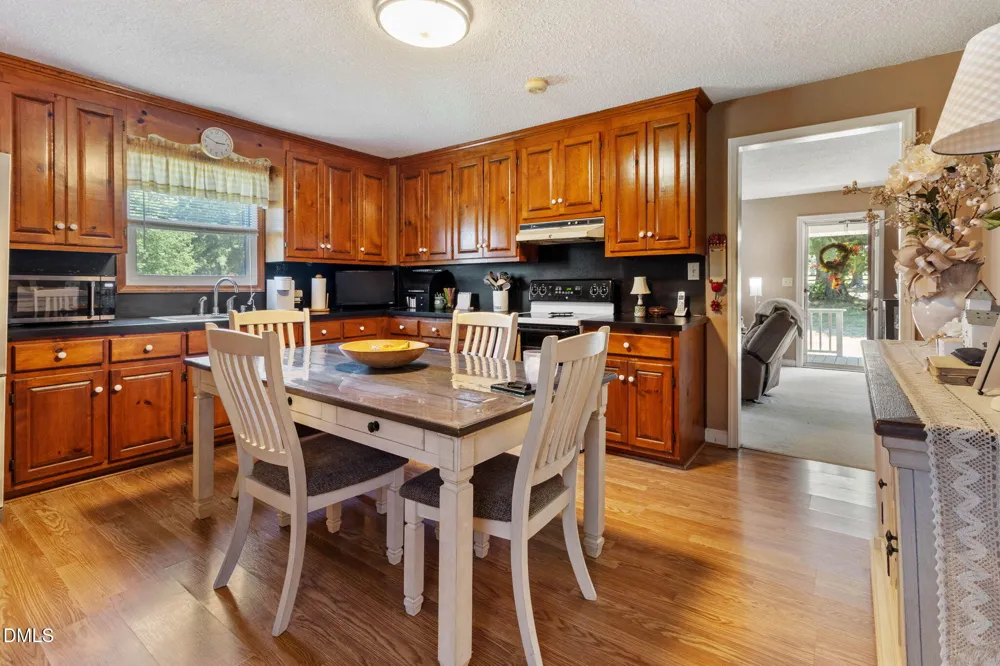 1509 Oak Hill Road Oxford, NC 27565