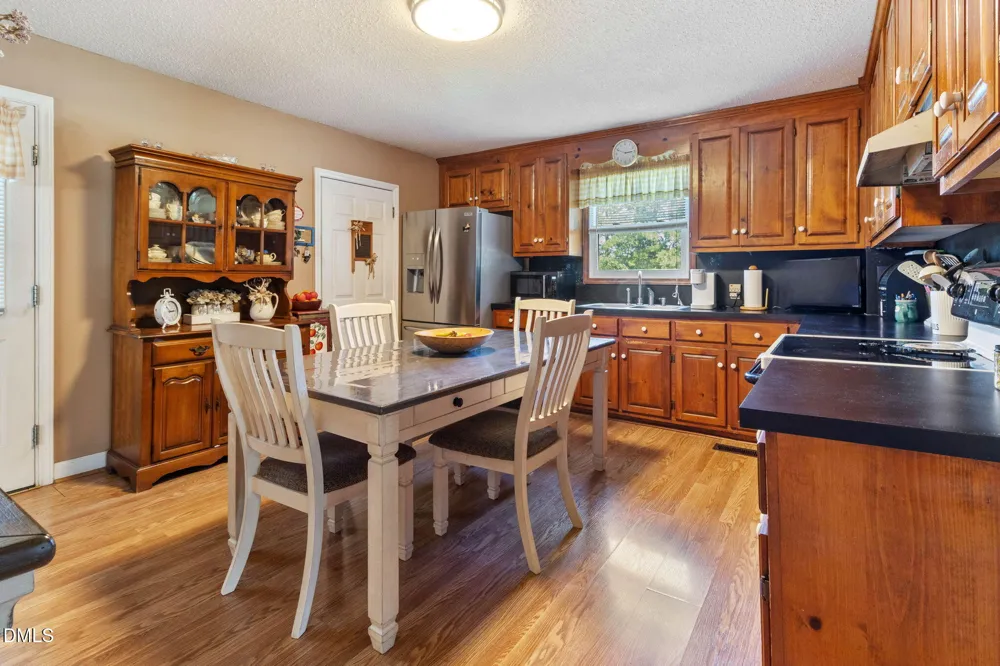 1509 Oak Hill Road Oxford, NC 27565