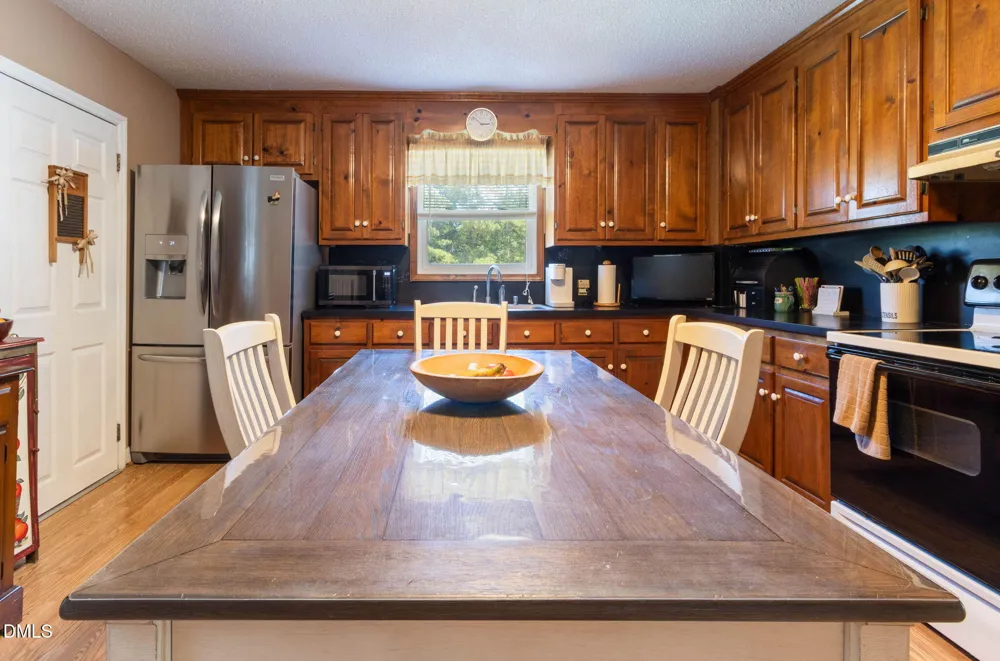 1509 Oak Hill Road Oxford, NC 27565