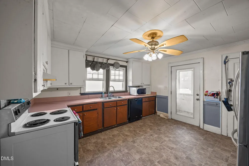 801 Whitsett Avenue Gibsonville, NC 27249