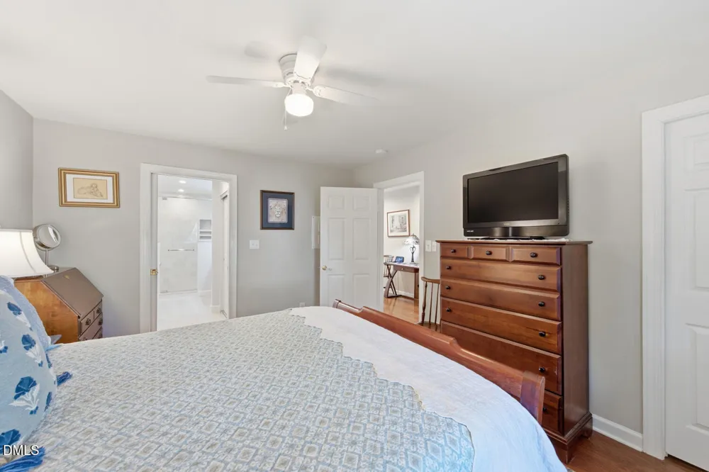 396 Lyndfield Close Pittsboro, NC 27312