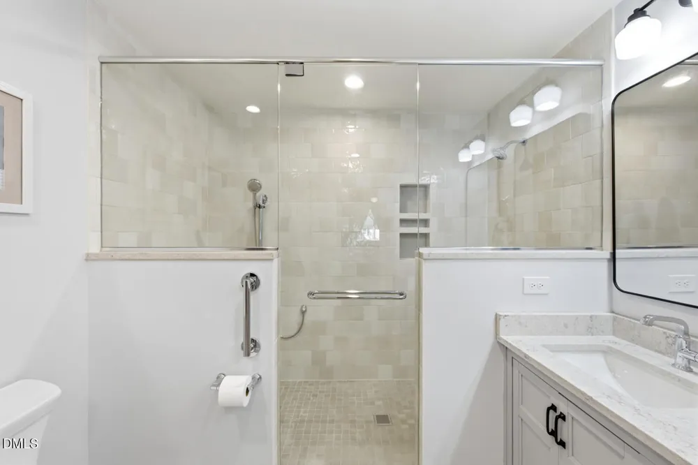 396 Lyndfield Close Pittsboro, NC 27312