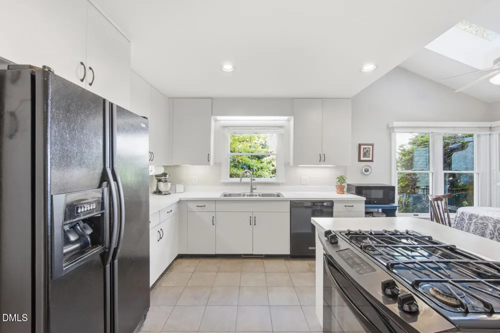 396 Lyndfield Close Pittsboro, NC 27312