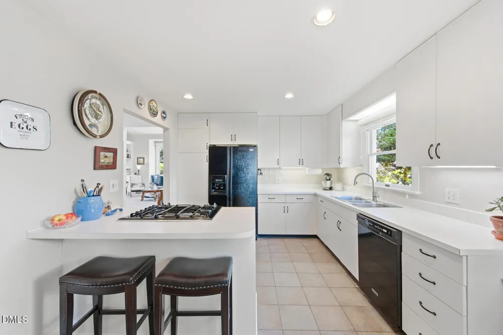 396 Lyndfield Close Pittsboro, NC 27312