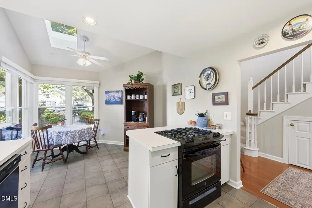 396 Lyndfield Close Pittsboro, NC 27312