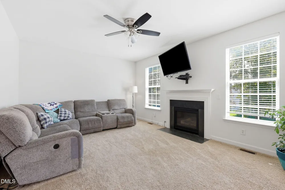 526 Redford Place Drive Rolesville, NC 27571